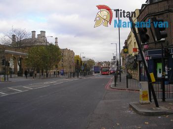 Punctual Moving Services in Mile End
